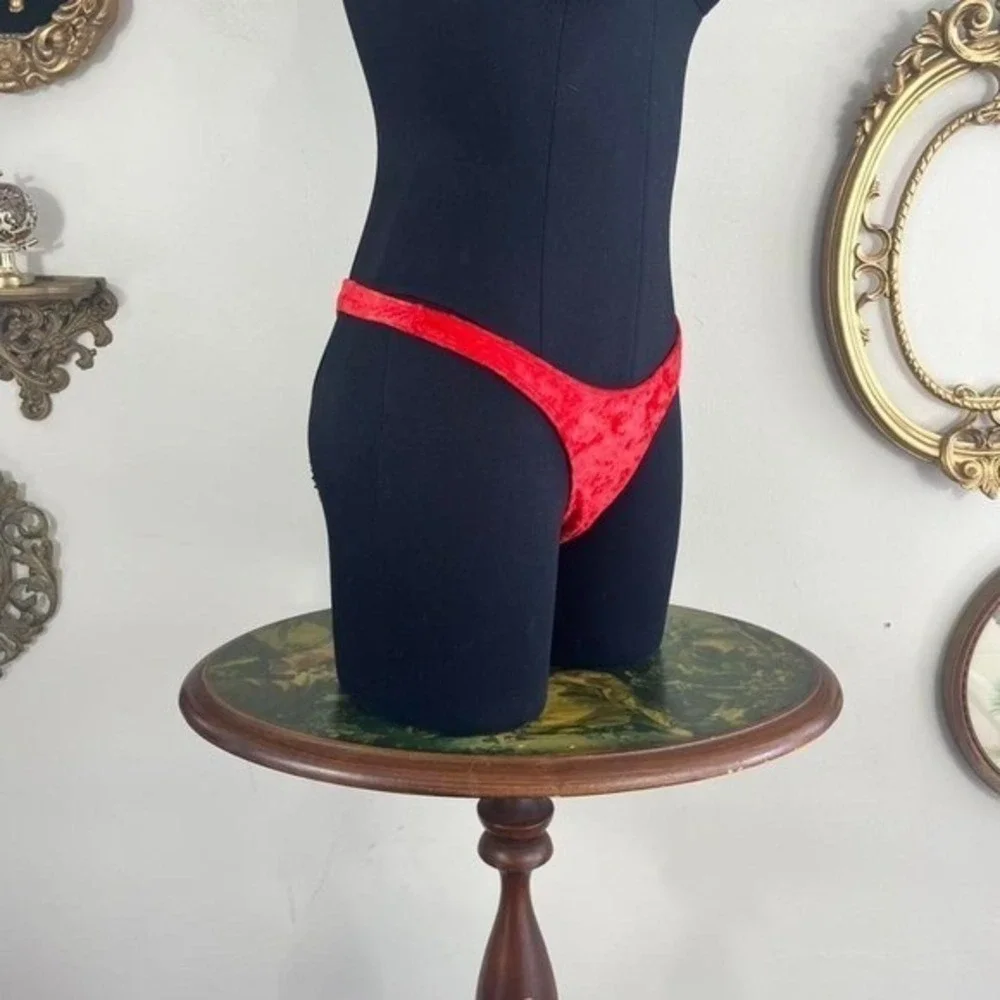 mens‎ Vintage Minor Creations Red Crushed Velvet Thong - One Size